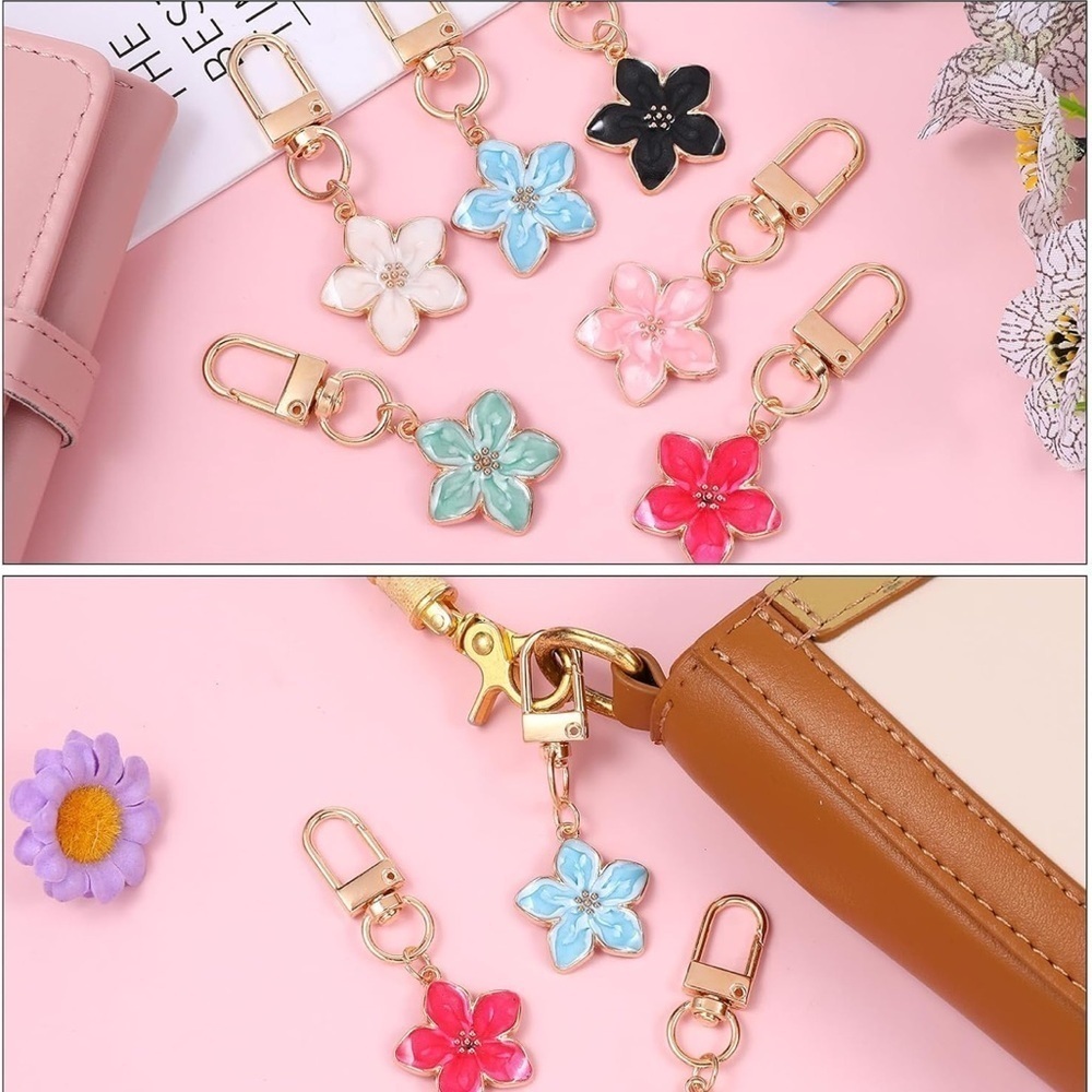 Flower Bag Charm - Picture 2 of 4